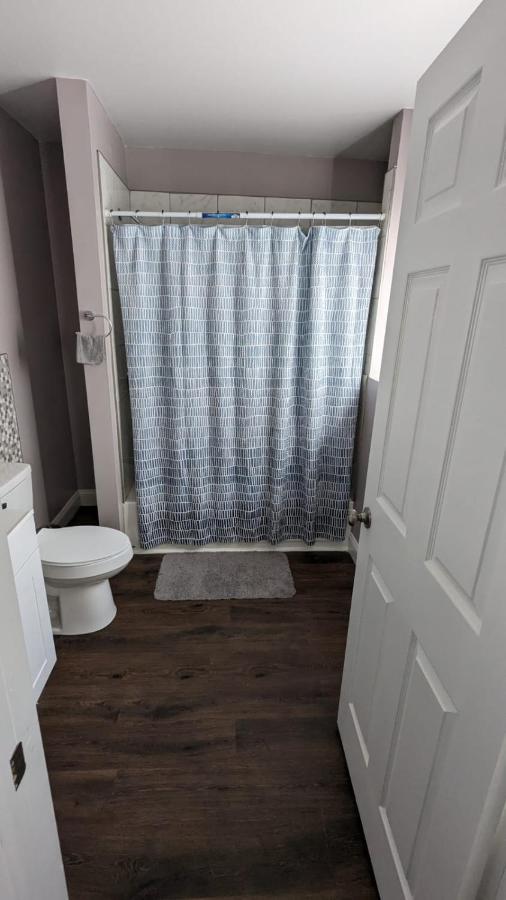 Private Room And Bathroom Providence Exterior foto
