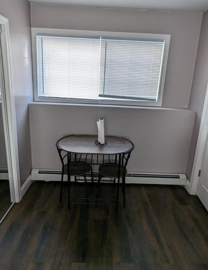 Private Room And Bathroom Providence Exterior foto